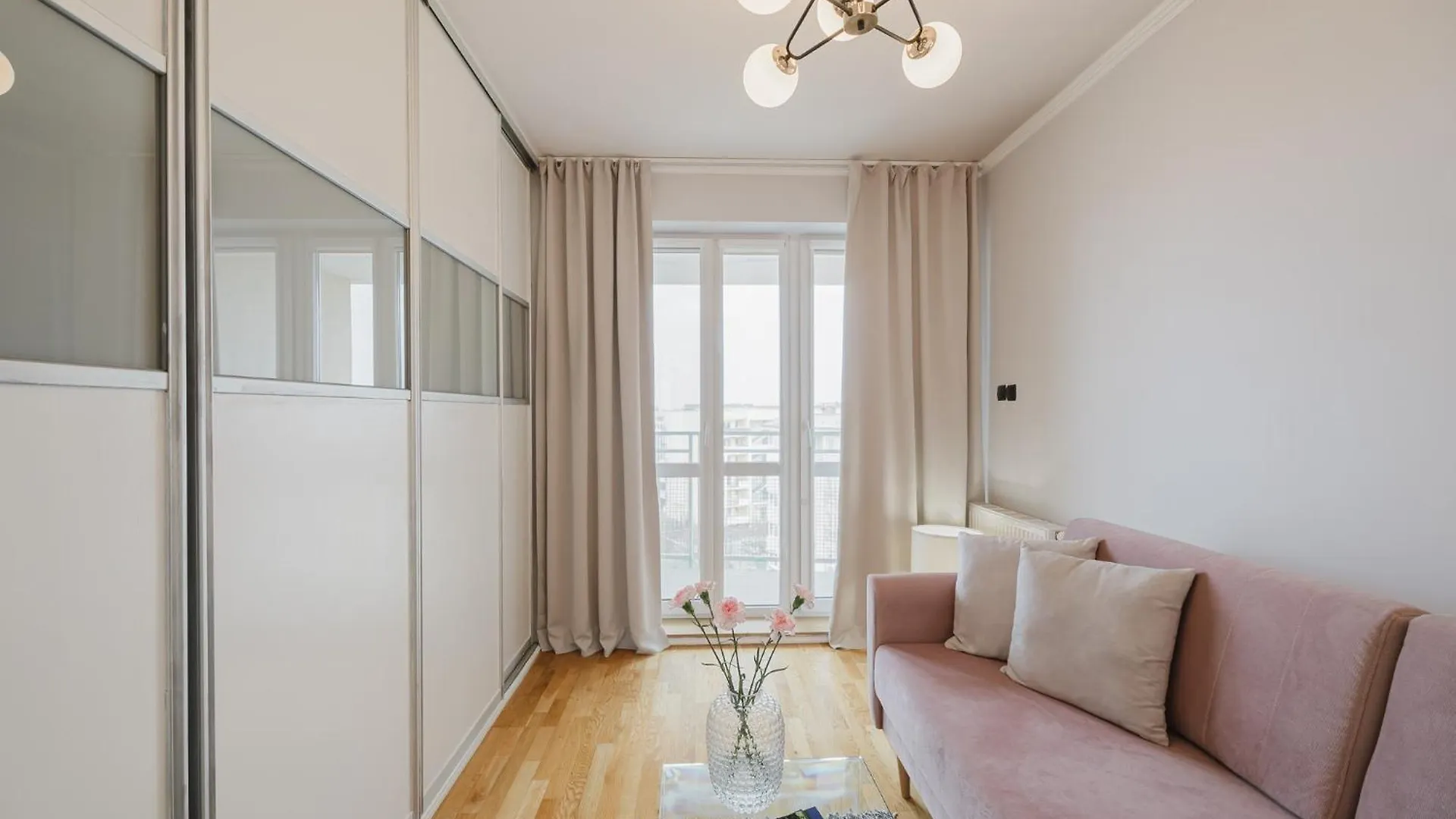 Scandi Elegance - Poznan - By Kramm Apartments